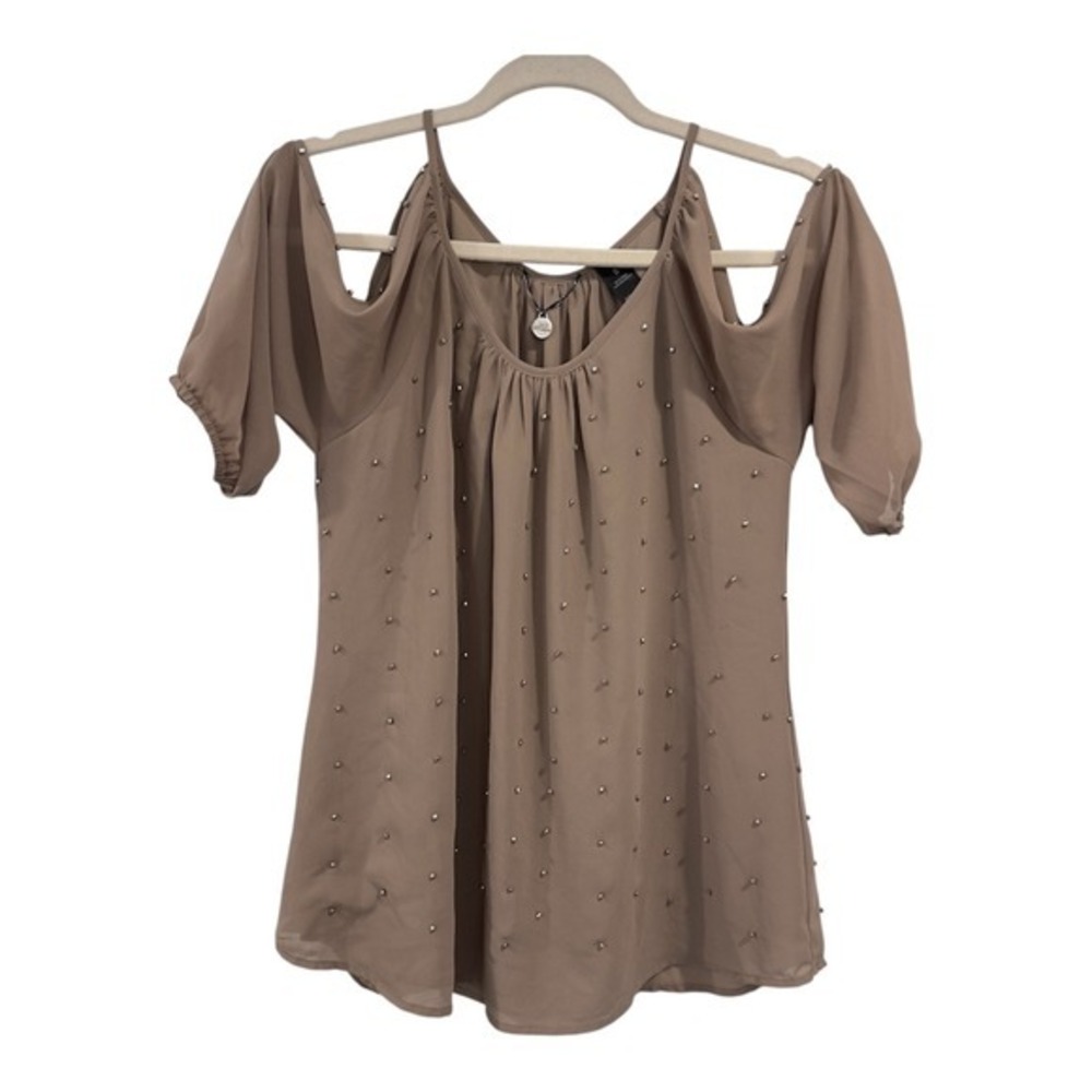 BKE Boutique Womens Taupe Cold Shoulder Studded Embellished Chiffon Blouse S
